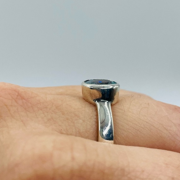 Vintage Bezel Set Sterling Silver 925 Oval Blue Topaz Ring - Picture 6 of 12